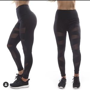 Buff bunny Mesh Leggings